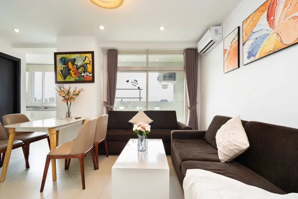 International Plaza – 2 Bedrooms Apartment