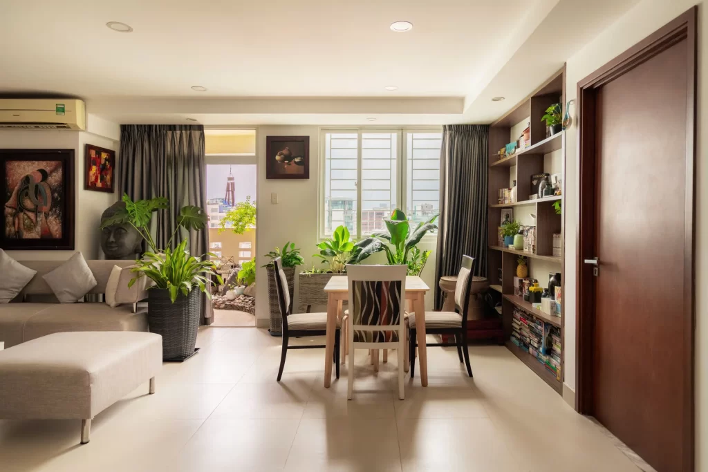 International Plaza – 3 Bedrooms Apartment