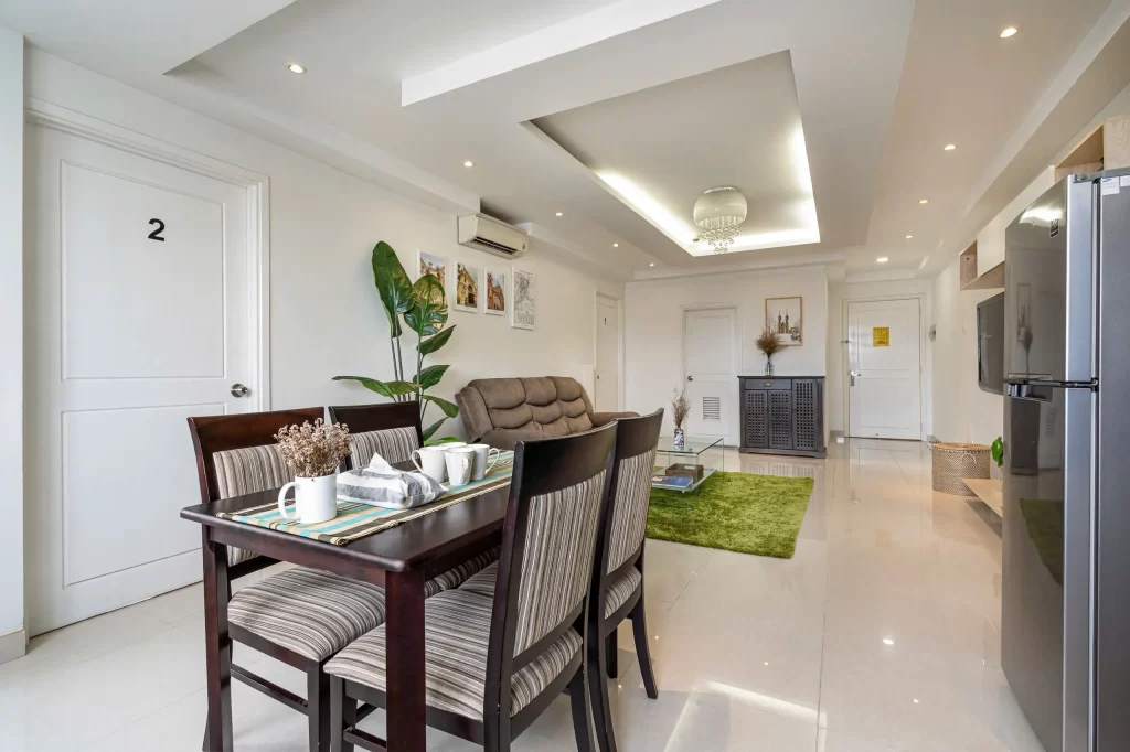 International Plaza – 2 Bedrooms Apartment