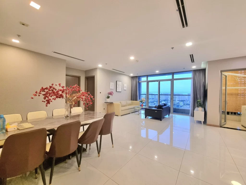 Vinhomes Central Park – 4 Bedrooms Apartment